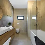 וילה Petra Seget *