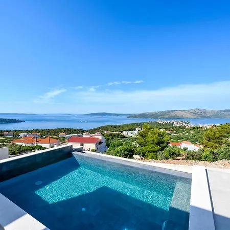 Petra Seget Villa *