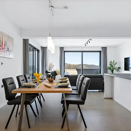 Petra Seget Villa